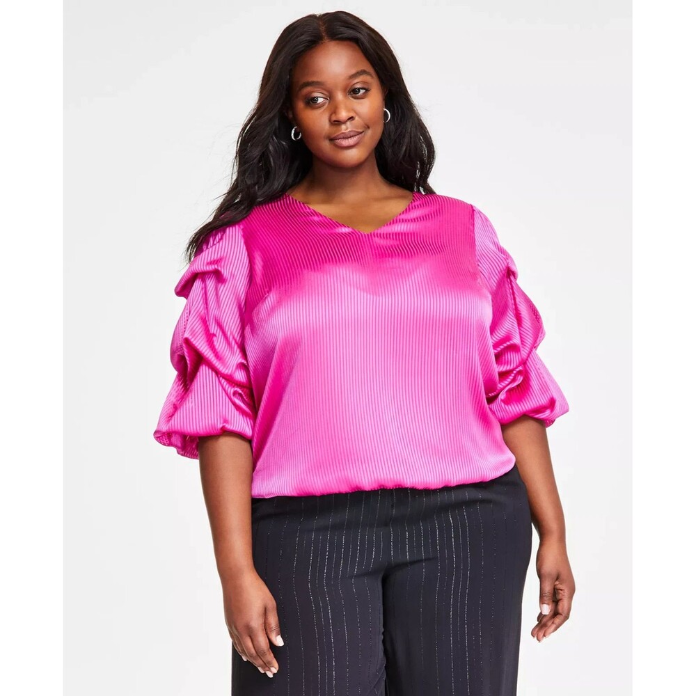 Vince Camuto Plus Size Shadow Stripe Bubble Sleeve V-Neck Top 2XL